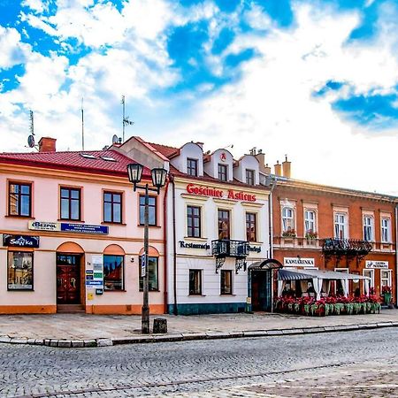 Gosciniec Asticus Acomodação com café da manhã Jarosław Exterior foto