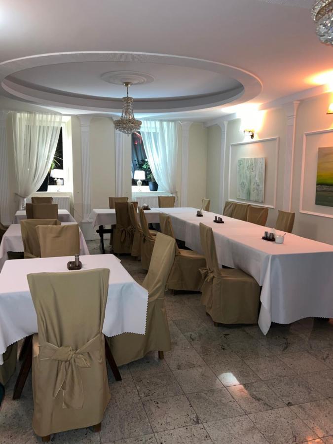 Gosciniec Asticus Acomodação com café da manhã Jarosław Exterior foto