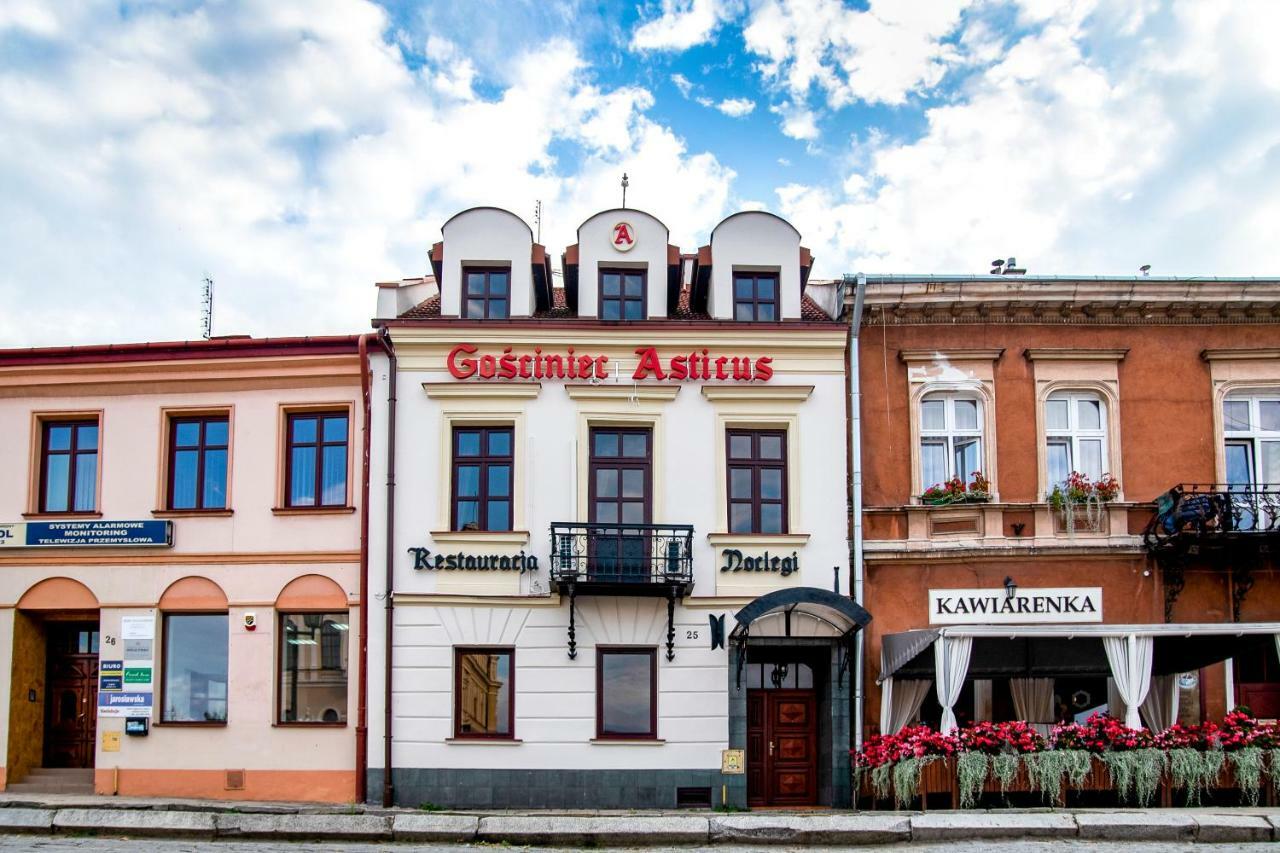 Gosciniec Asticus Acomodação com café da manhã Jarosław Exterior foto