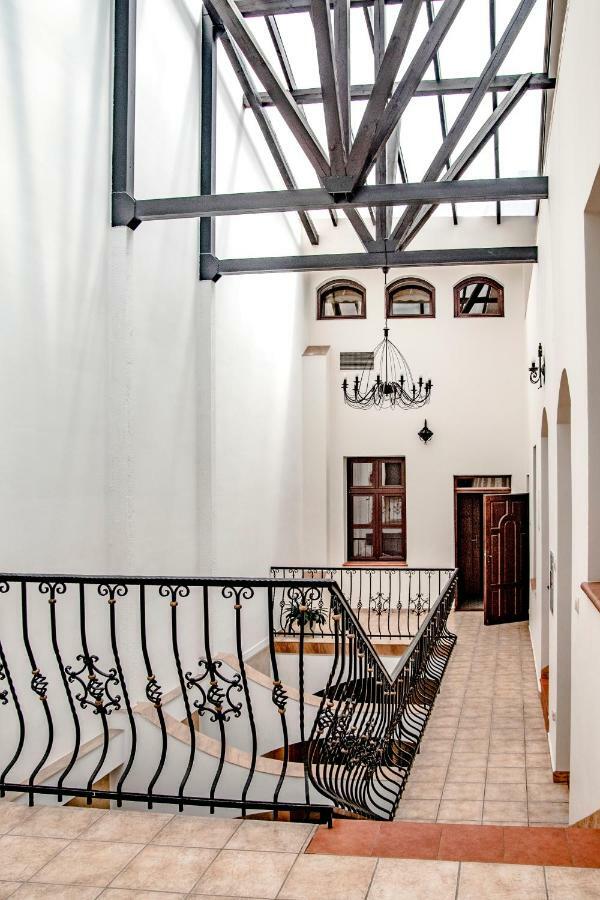 Gosciniec Asticus Acomodação com café da manhã Jarosław Exterior foto